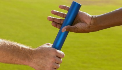 kaiyun app download-传统民族摔跤比赛，激情对决彰显民族特色，民族式摔跤种类